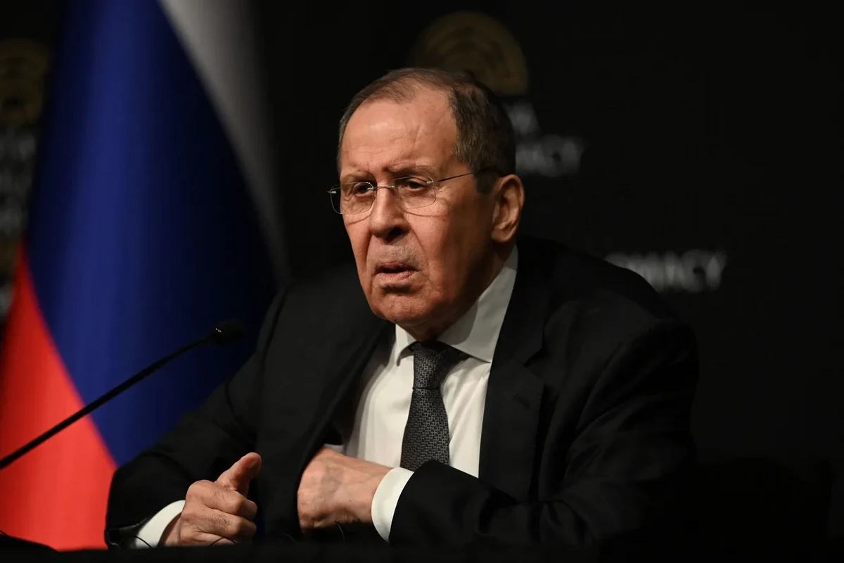 Lavrov: “Putin-Zelenski görüşü mümkündür”