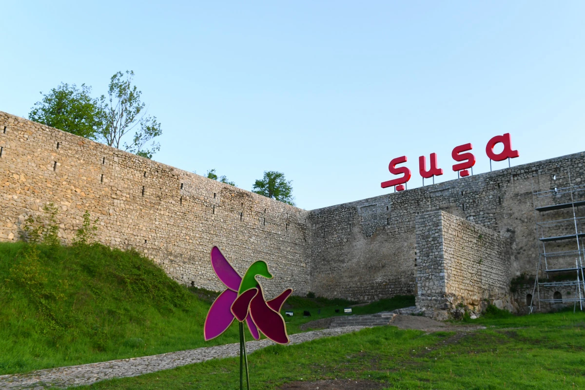Şuşanın İqtisadi Əməkdaşlıq Təşkilatının turizm paytaxtı olması ilə bağlı tədbirlər planı hazırlanacaq Şuşanın İqtisadi Əməkdaşlıq Təşkilatının turizm paytaxtı olması ilə bağlı tədbirlər planı hazırlanacaq
