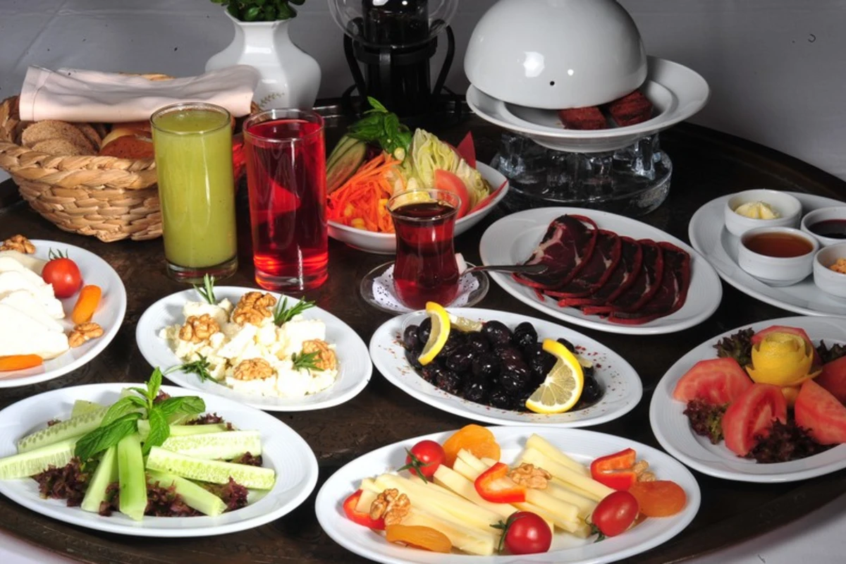 İftar süfrəsilə bağlı istehlakçılara və sahibkarlara müraciət