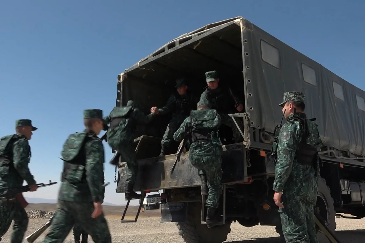 Азербайджанский спецназ провел учения в Нахчыване - ВИДЕО