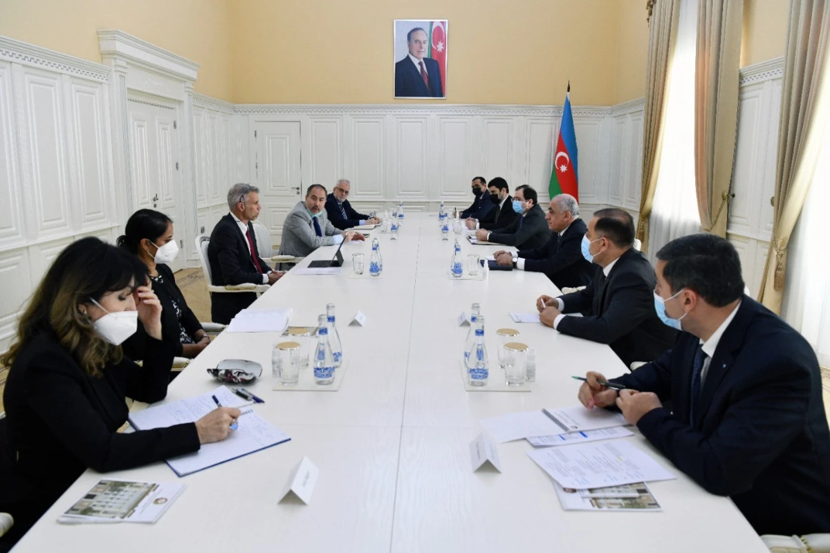 Əli Əsədov Dünya Bankının Cənubi Qafqaz üzrə regional direktoru ilə görüşdü
