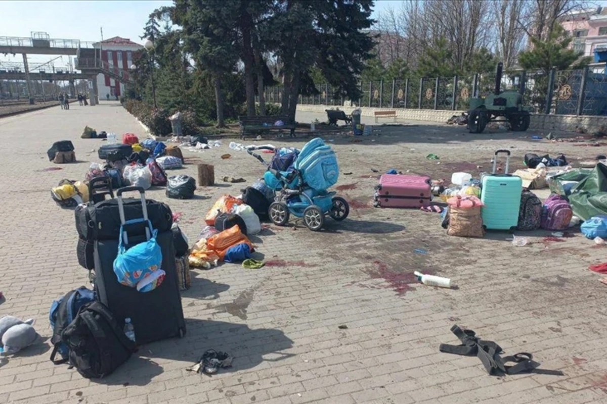 Ukraynada vağzalın raket atəşinə tutulması nəticəsində ölənlərin sayı bəlli oldu