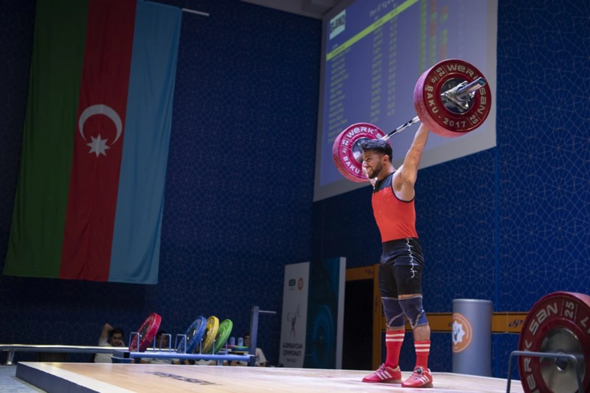 İsa Rüstəmov ağır atletika üzrə Azərbaycan çempionu olub İsa Rüstəmov ağır atletika üzrə Azərbaycan çempionu olub