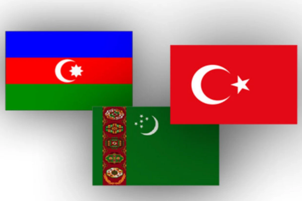 Türkiyənin XİN başçısı azərbaycanlı və türkmənistanlı həmkarları ilə danşdı