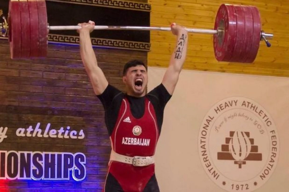 Bu idmançımız Azərbaycan çempionatında üç rekorda imza atdı Bu idmançımız Azərbaycan çempionatında üç rekorda imza atdı