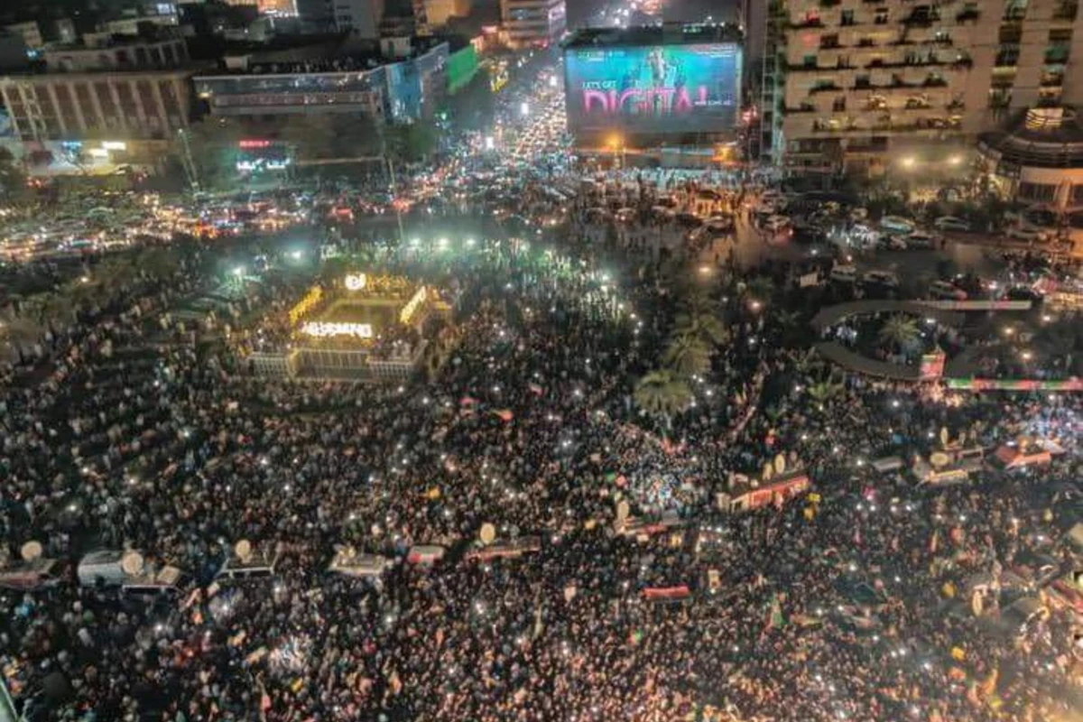 Yüz minlərlə pakistanlı İmran Xana dəstək çıxdı - FOTO/VİDEO