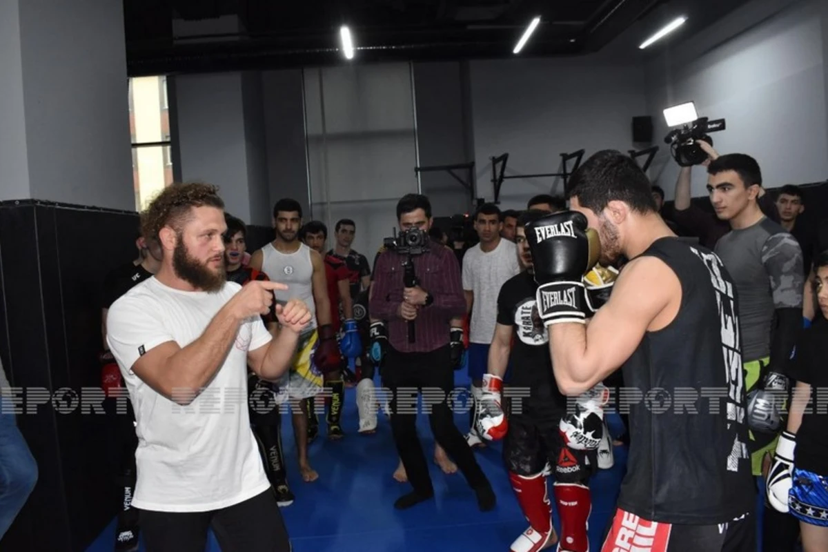 Rafael Fiziyev Bakıda master-klass keçdi - FOTO