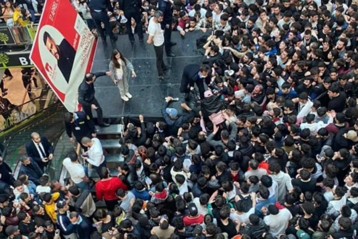 DİN Bakıda blogerlə görüş zamanı pandemiya qaydalarının pozulması ilə bağlı açıqlama verib