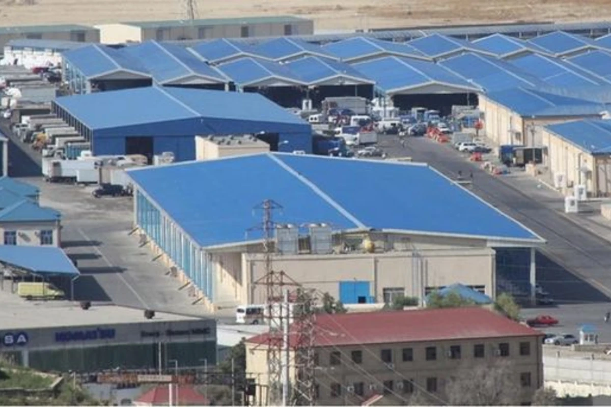 Məşhur bazarın dövlətə 250 min manat borcu var: İŞ MƏHKƏMƏDƏDİR