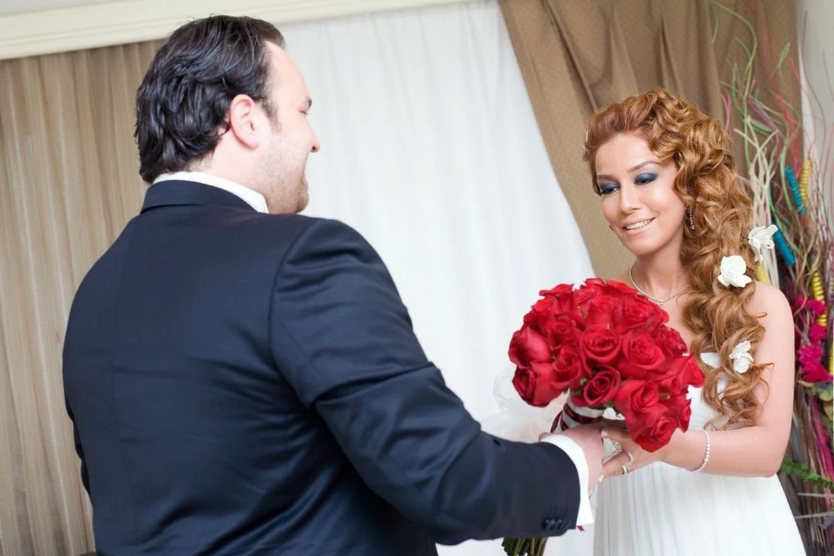 Əri ilə toy fotosunu paylaşan İradə: Bu iş olmaz deyənlər oldu amma... - FOTO