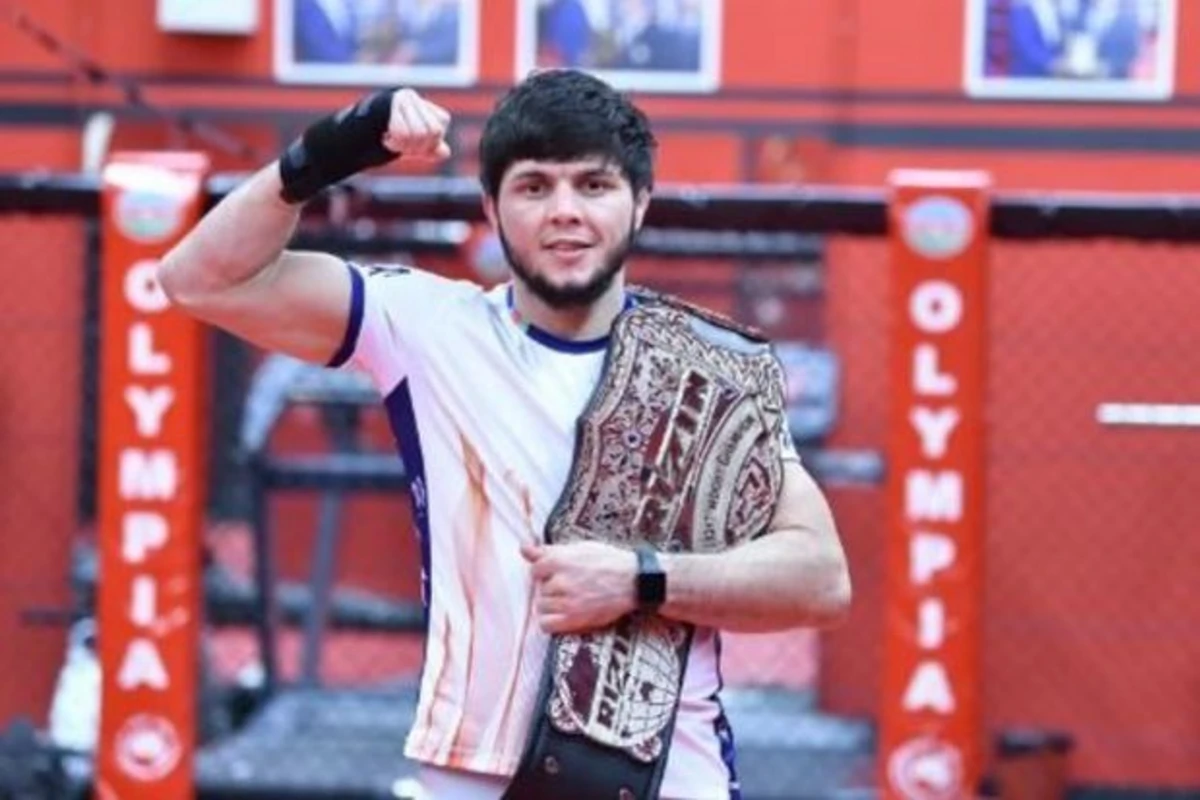 Azərbaycanlı döyüşçünün “Bellator”dakı debütünün baş tutmama səbəbi bilindi Azərbaycanlı döyüşçünün “Bellator”dakı debütünün baş tutmama səbəbi bilindi