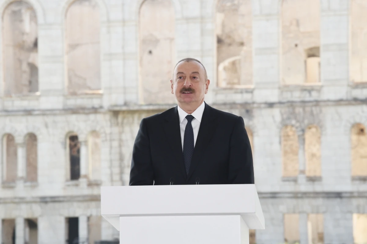 İlham Əliyev: Biz hamımız - həm Azərbaycanda yaşayan vətəndaşlar, həm də dünya azərbaycanlıları bir nöqtəyə vururduq