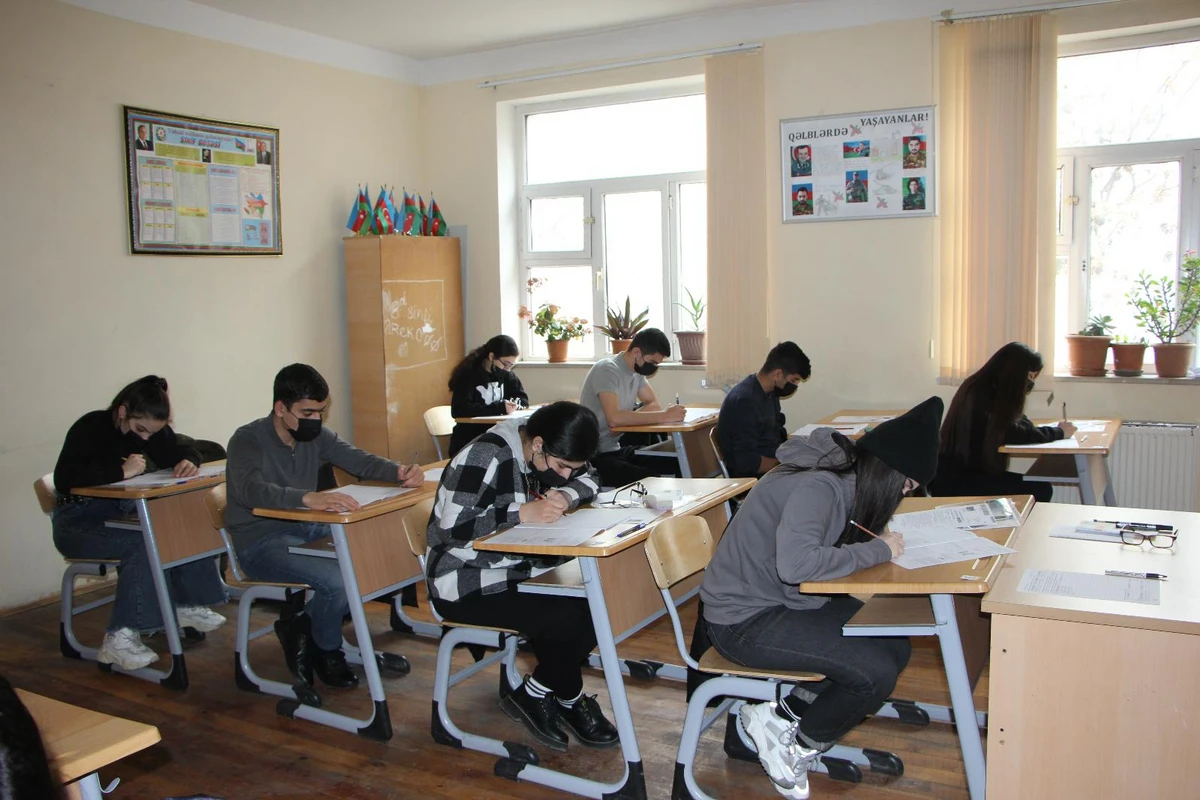 İmtahan nəticələri açıqlanıb: 15 nəfər qayda pozub, 1 nəfər yüksək bal toplayıb