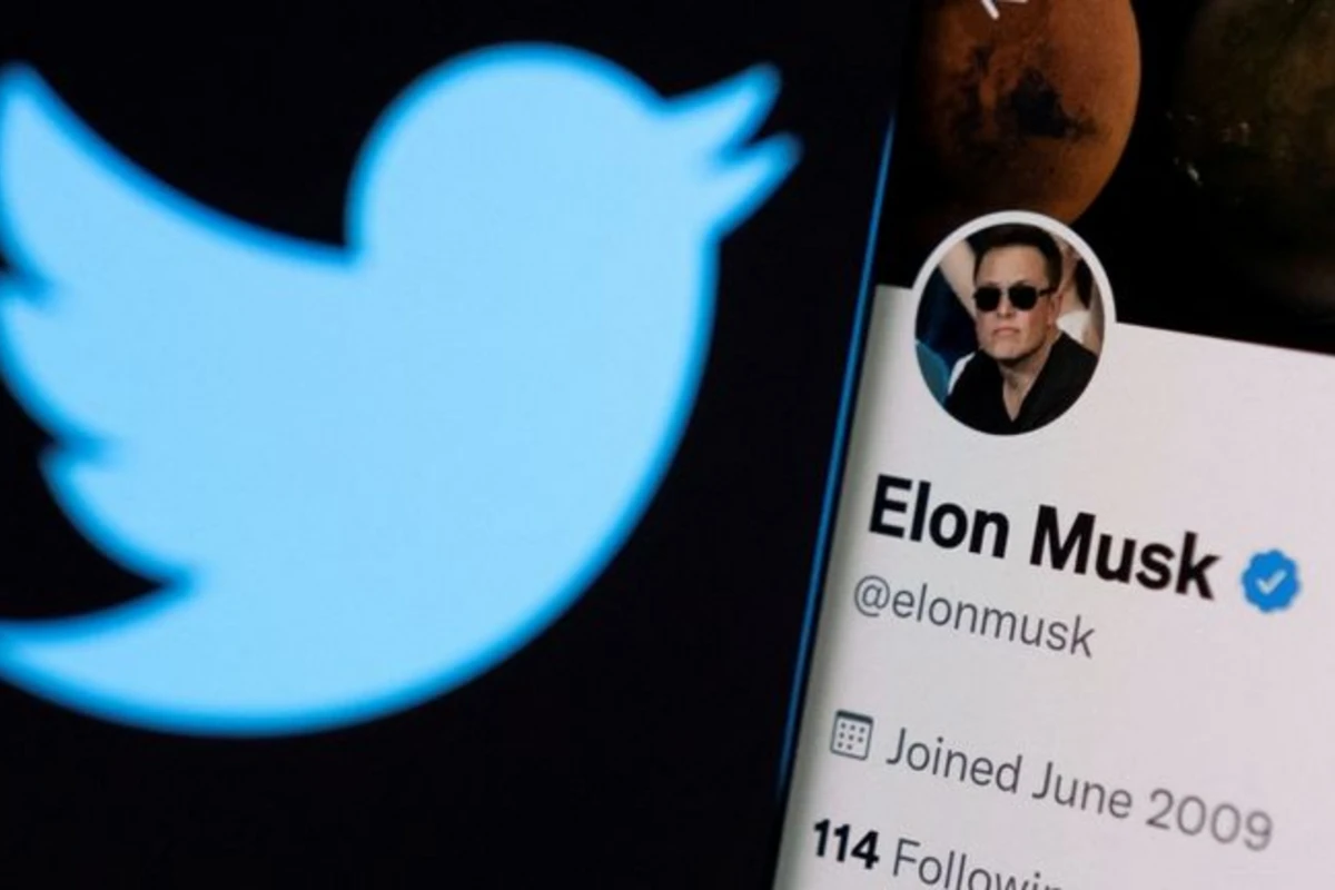 İlon Mask Twitteri aldı