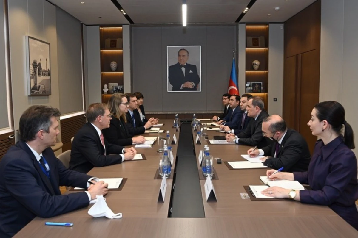 Ceyhun Bayramov ABŞ rəsmisi ilə Ermənistanla münasibətləri müzakirə etdi