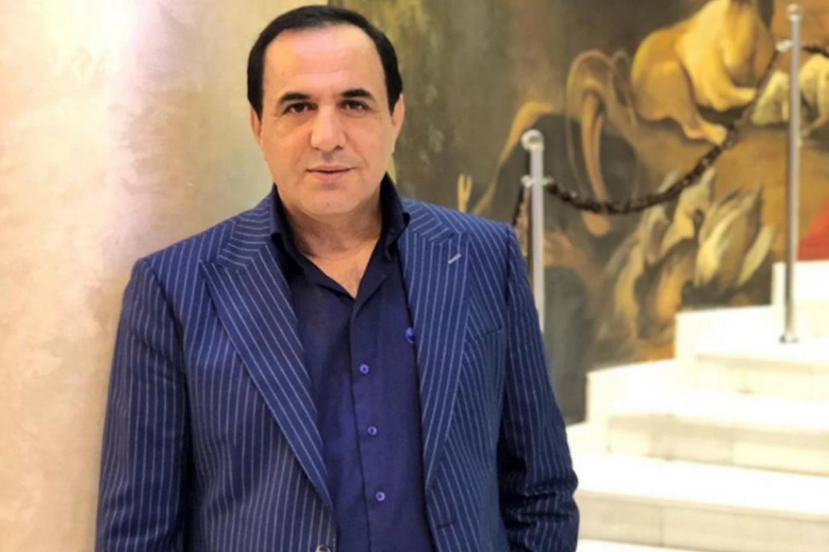 Manaf Ağayev tanınmış aparıcını Həcc ziyarətinə göndərəcək - VİDEO