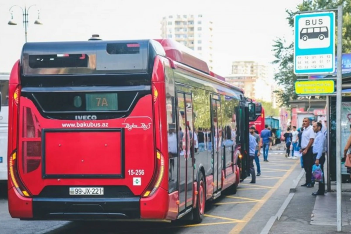 В автобусах BakuBus появится бесплатный Wi-Fi