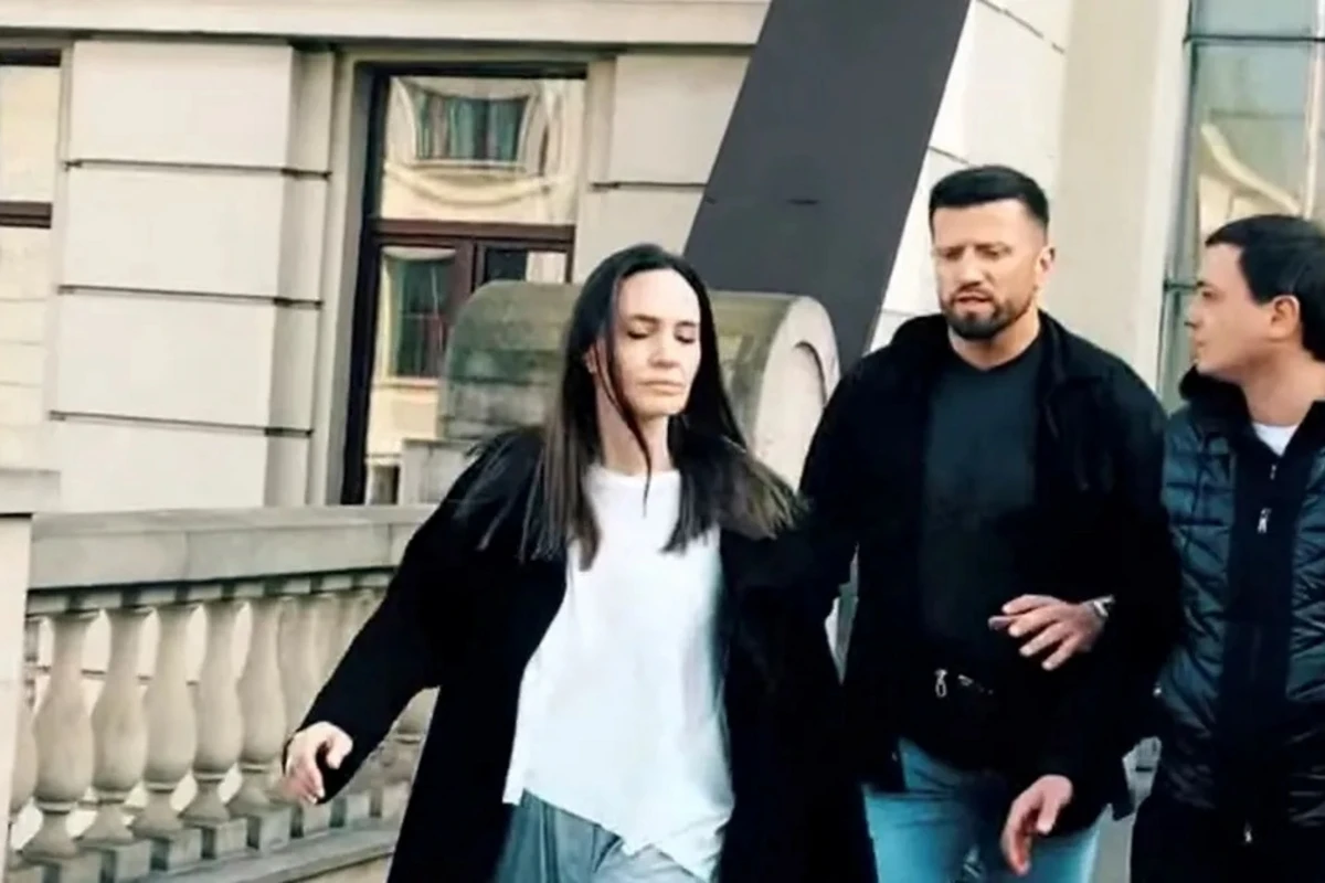 Анджелине Джоли во Львове пришлось бежать в бомбоубежище - ВИДЕО