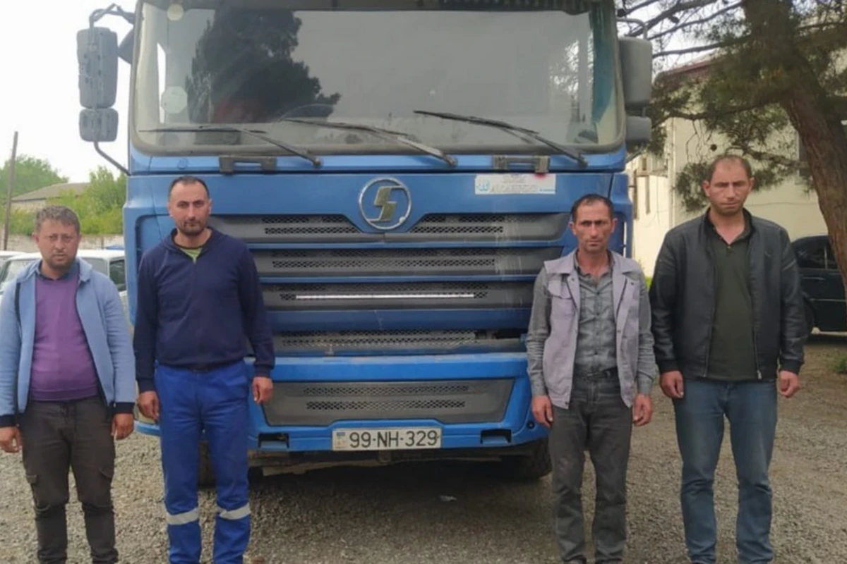 Azad edilmiş ərazilərdən metal tullantıları aparan şəxslər saxlanılıb - FOTO