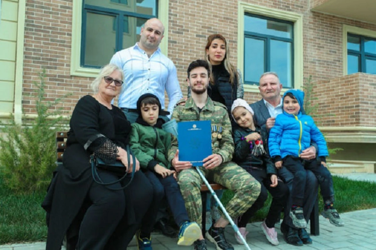Bakıda 200 mənzil şəhid ailələri və müharibə əlillərinə təqdim edildi - FOTO