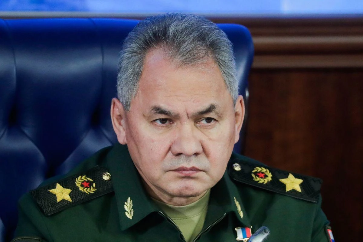 Шойгу: Россия будет уничтожать транспорт НАТО с оружием для Украины