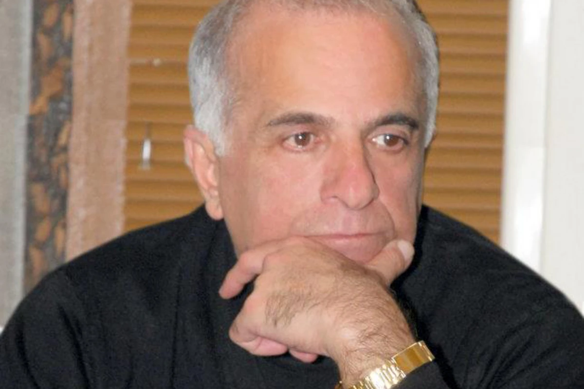 Amaliya Pənahova ilə küsülü oldu, atasını dəfn edən gün səhnəyə çıxdı, məşhur aktrisa ilə sevgisi əfsanəyə çevrildi Amaliya Pənahova ilə küsülü oldu, atasını dəfn edən gün səhnəyə çıxdı, məşhur aktrisa ilə sevgisi əfsanəyə çevrildi