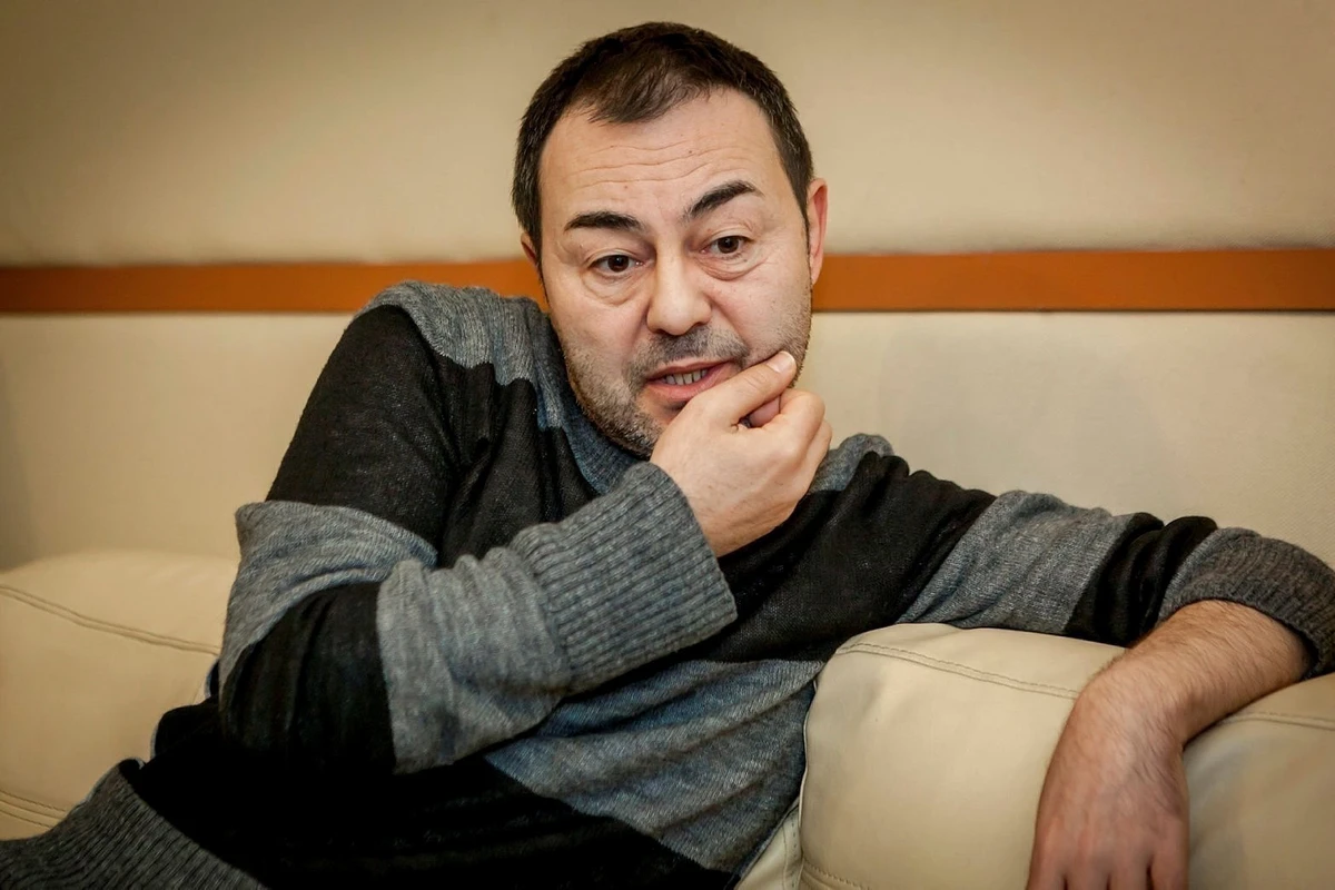Qumar borcu olan tanınmış müğənni: 10 ildir eyni ayaqqabını  geyinirəm