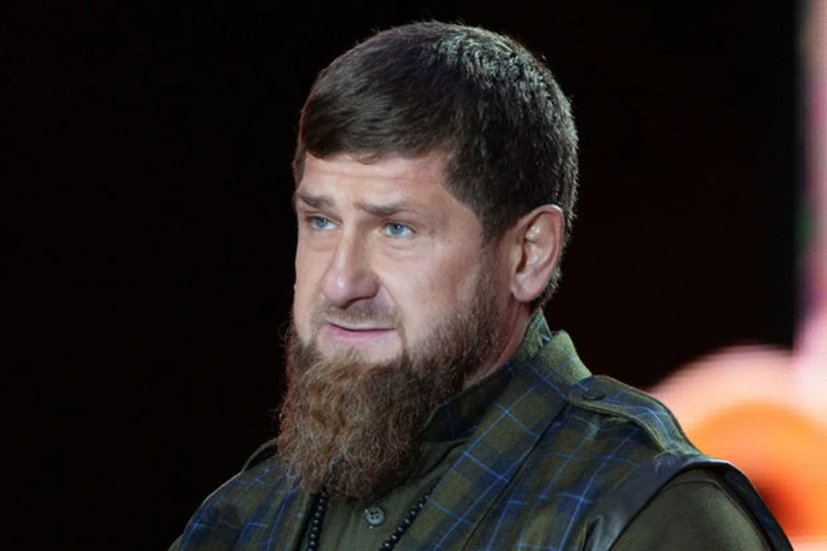 Kadırov özünü biabır etdi: Tutulduğu bəyan edilən kənd cəbhə xəttindən 100 km aralıdadır - FOTO/VİDEO