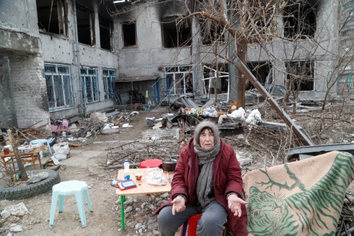 Rusiya Ukraynada məktəbə hava zərbəsi endirdi, onlarla ölən var - VİDEO