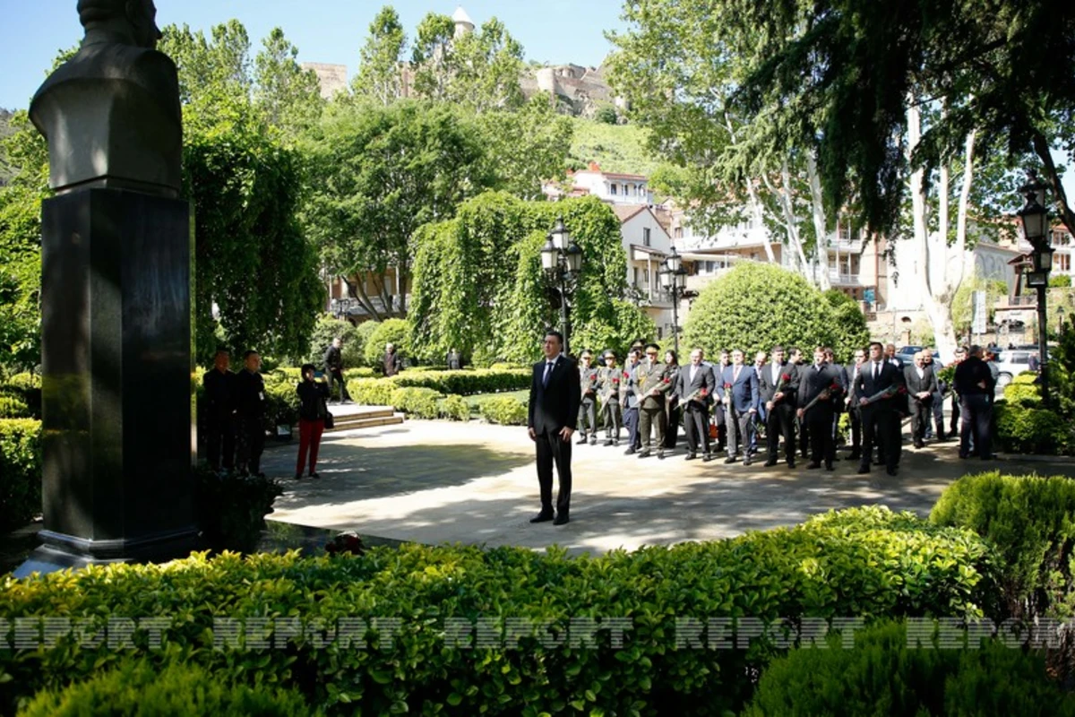 Gürcüstanda Heydər Əliyevin xatirəsi anılır - FOTO