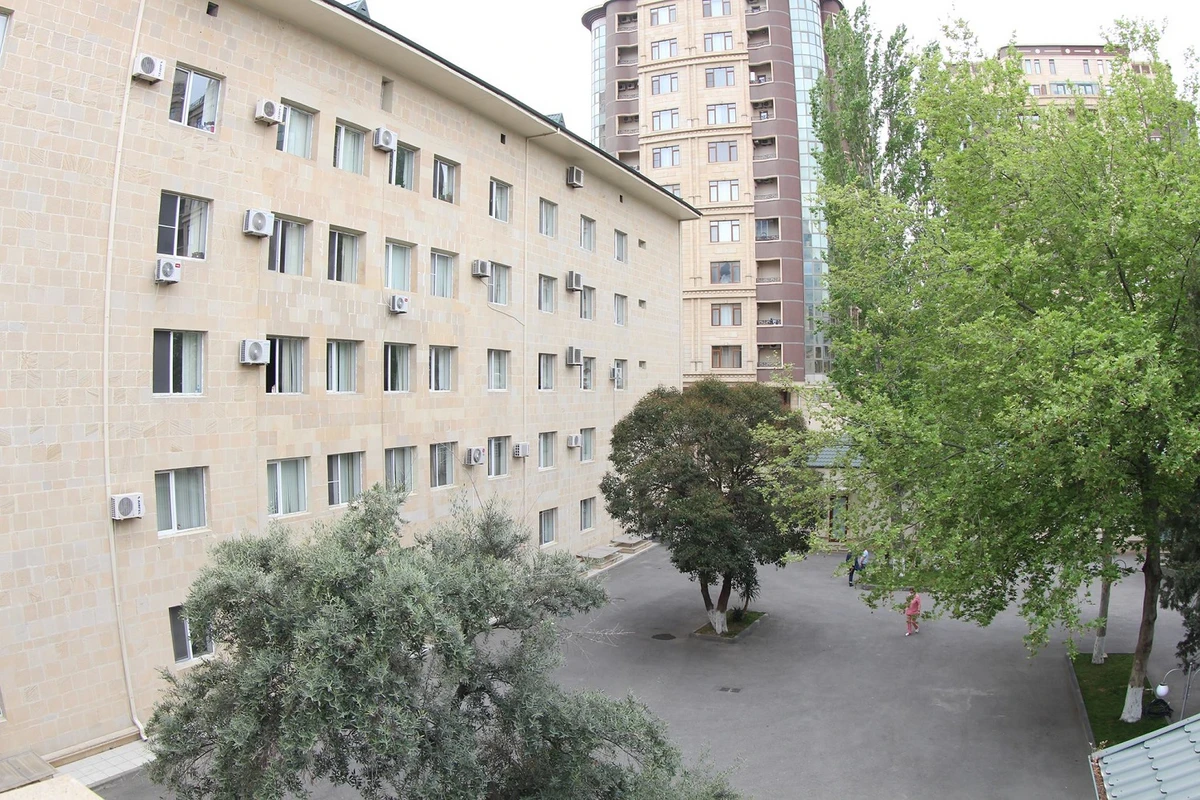Səhiyyə Nazirliyinin tabeliyinə veriləcək müəssisələrin SİYAHIsı
