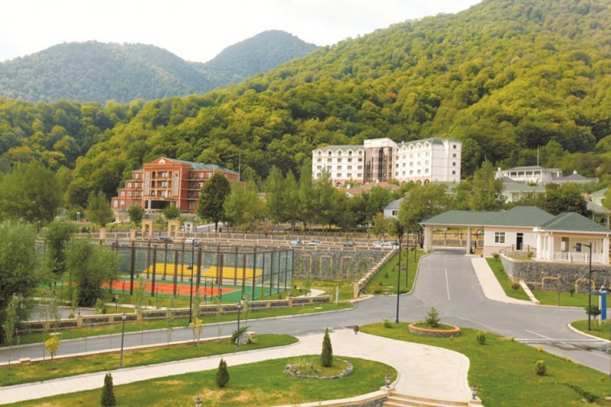 Qəbələnin otel və mehmanxanaları dörd ayda neçə turistə xidmət göstərib? Qəbələnin otel və mehmanxanaları dörd ayda neçə turistə xidmət göstərib?