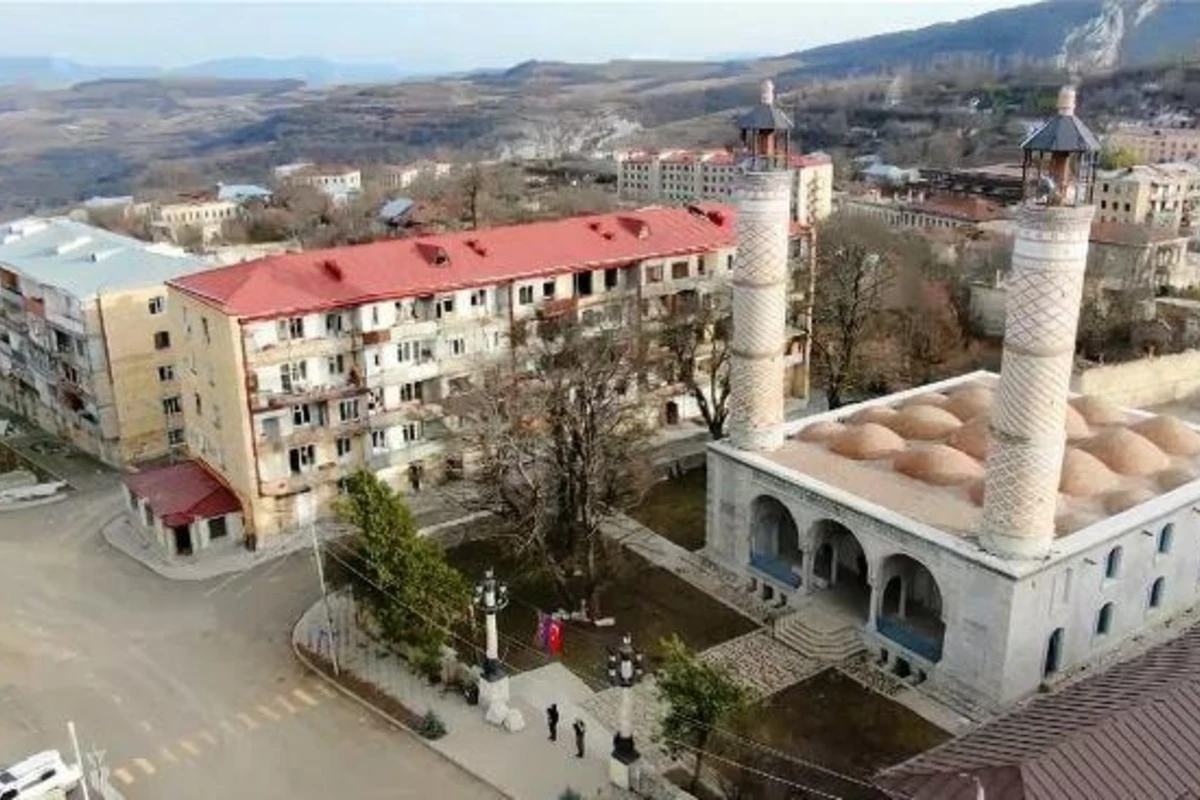 Şuşada yeni tikiləcək binaların sayı və mərtəbəsi açıqlandı - RƏSMİ Şuşada yeni tikiləcək binaların sayı və mərtəbəsi açıqlandı - RƏSMİ