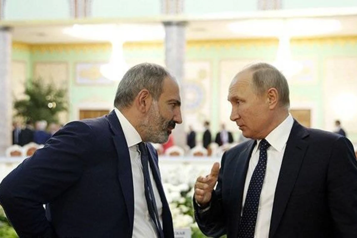 Putin Paşinyanla Qarabağı müzakirə etdi
