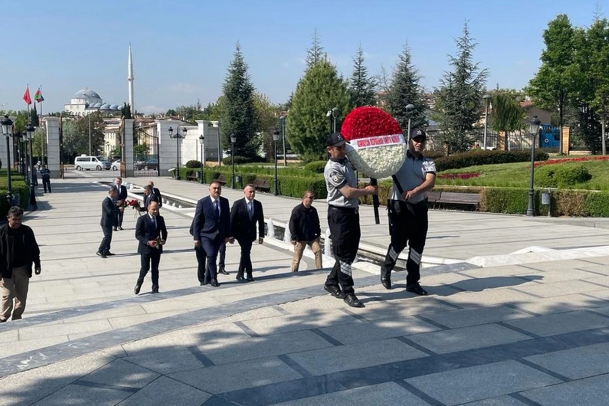 Azərbaycanın səhiyyə naziri Türkiyəyə gedib - FOTO