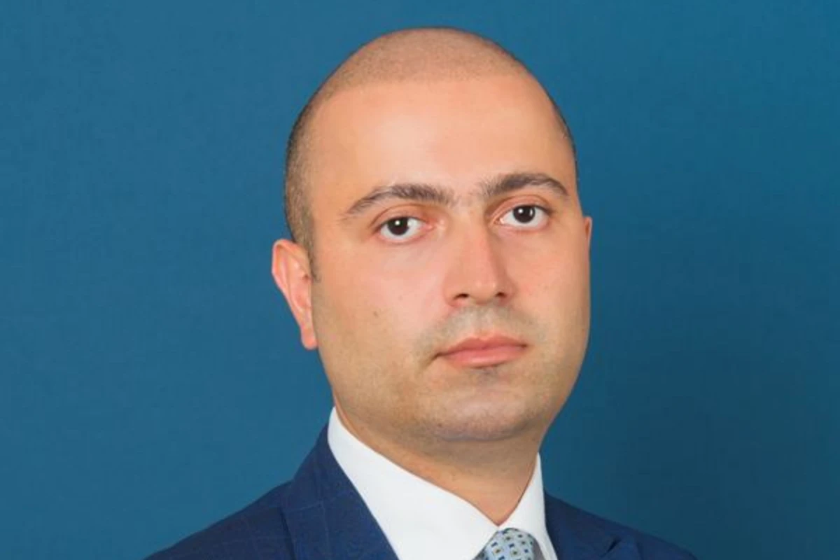 Milli Məclisin yeni Aparat rəhbəri kimdir? - DOSYE Milli Məclisin yeni Aparat rəhbəri kimdir? - DOSYE