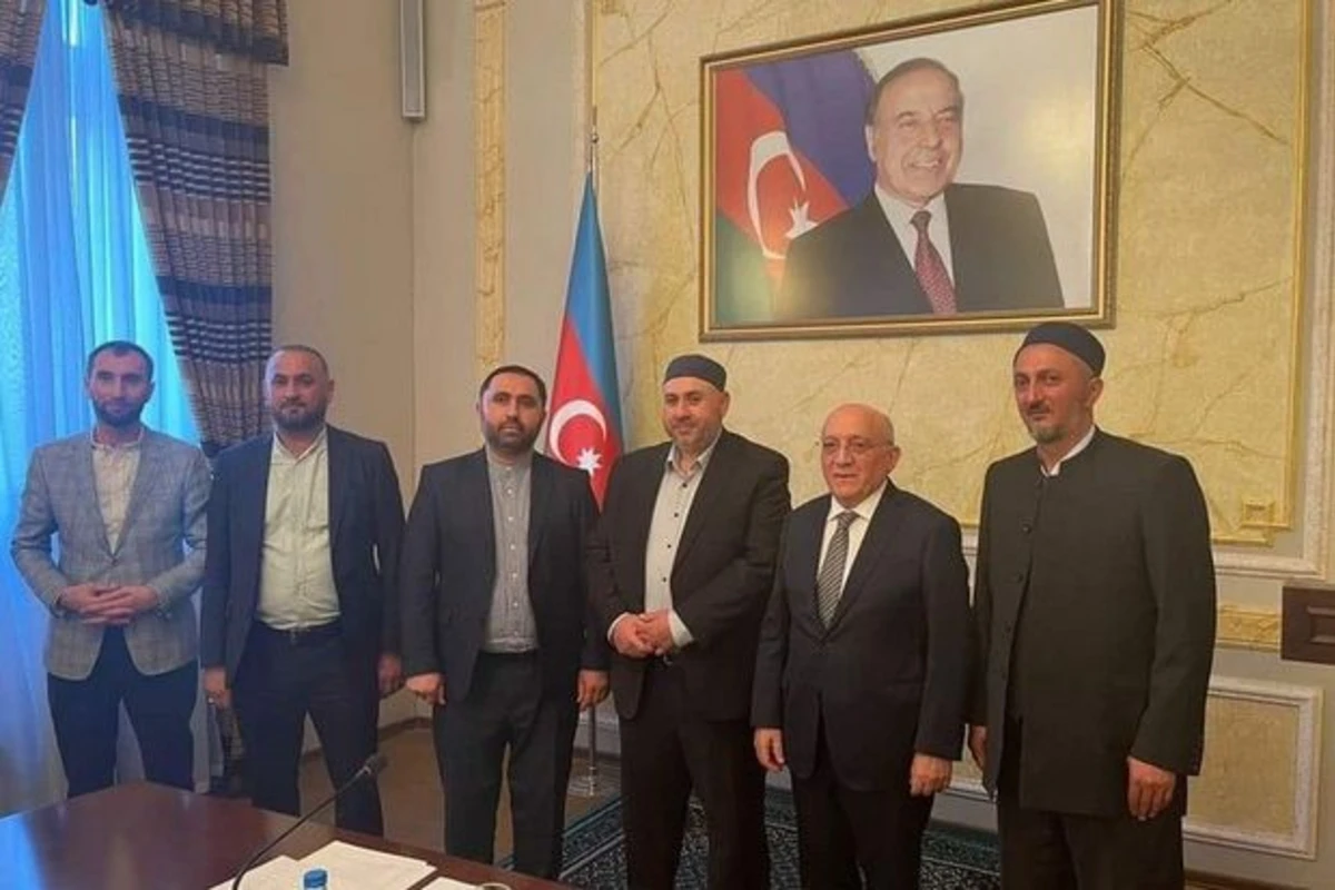 Mübariz Qurbanlı Gürcüstandan olan din xadimləri ilə görüşdü