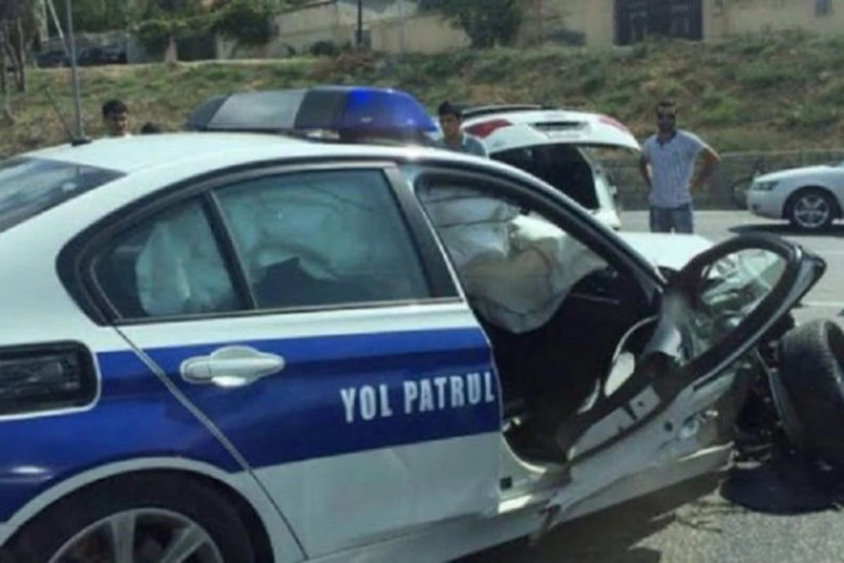 Bakıda “Prius” YPX-yə ÇIRPILDI: Yaralanan var