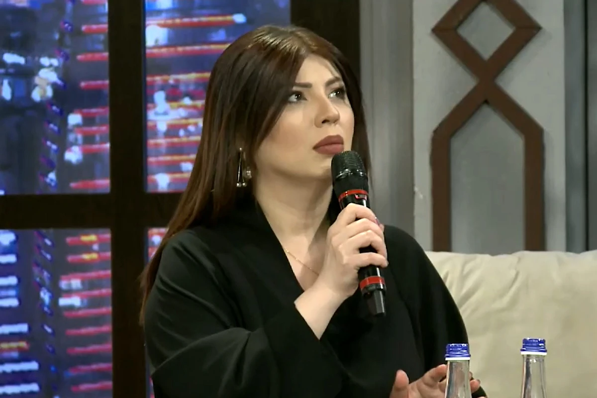 Fidan ilk dəfə 26 yaşlı bacısını itirdiyini açıqladı - VİDEO Fidan ilk dəfə 26 yaşlı bacısını itirdiyini açıqladı - VİDEO