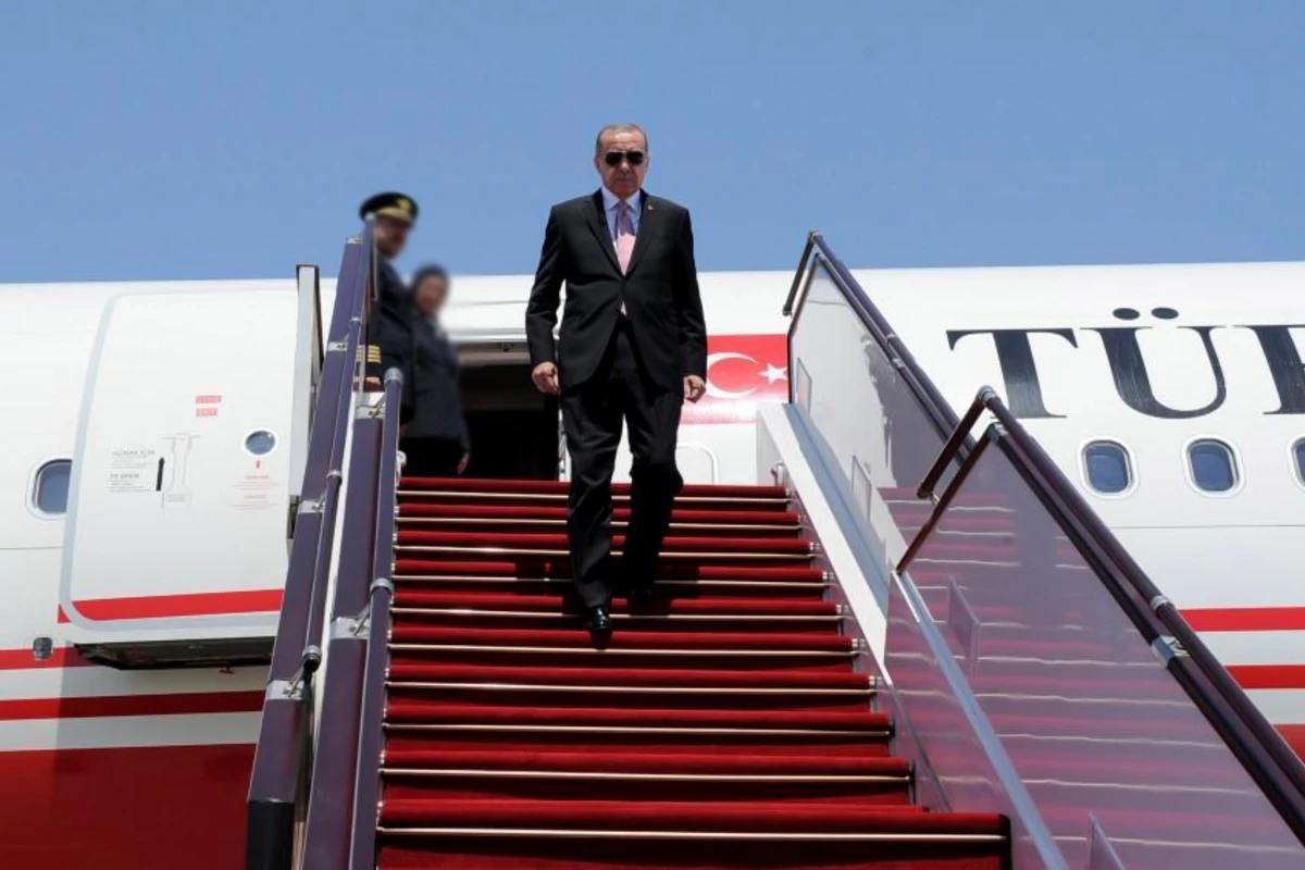 Türkiyə Prezidenti Bakıya yola düşüb
