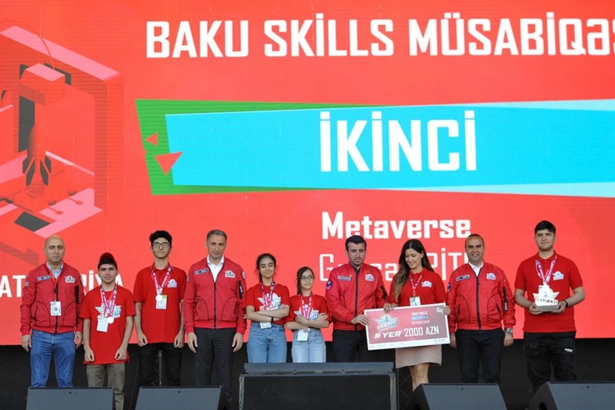 Emin Əmrullayev TEKNOFEST Azərbaycan” müsabiqəsinin qaliblərini mükafatlandırdı