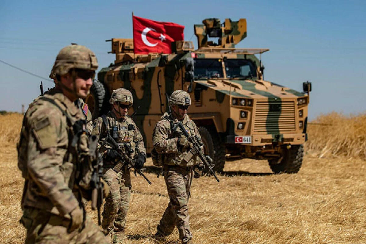 Türk hərbçiləri Suriyanın şimalında 5 terrorçunu məhv edib Türk hərbçiləri Suriyanın şimalında 5 terrorçunu məhv edib