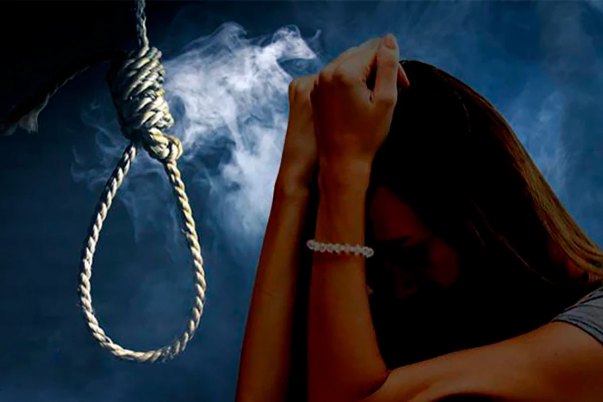 В Азербайджане 18-летняя девушка повесилась после встречи с семьей жениха