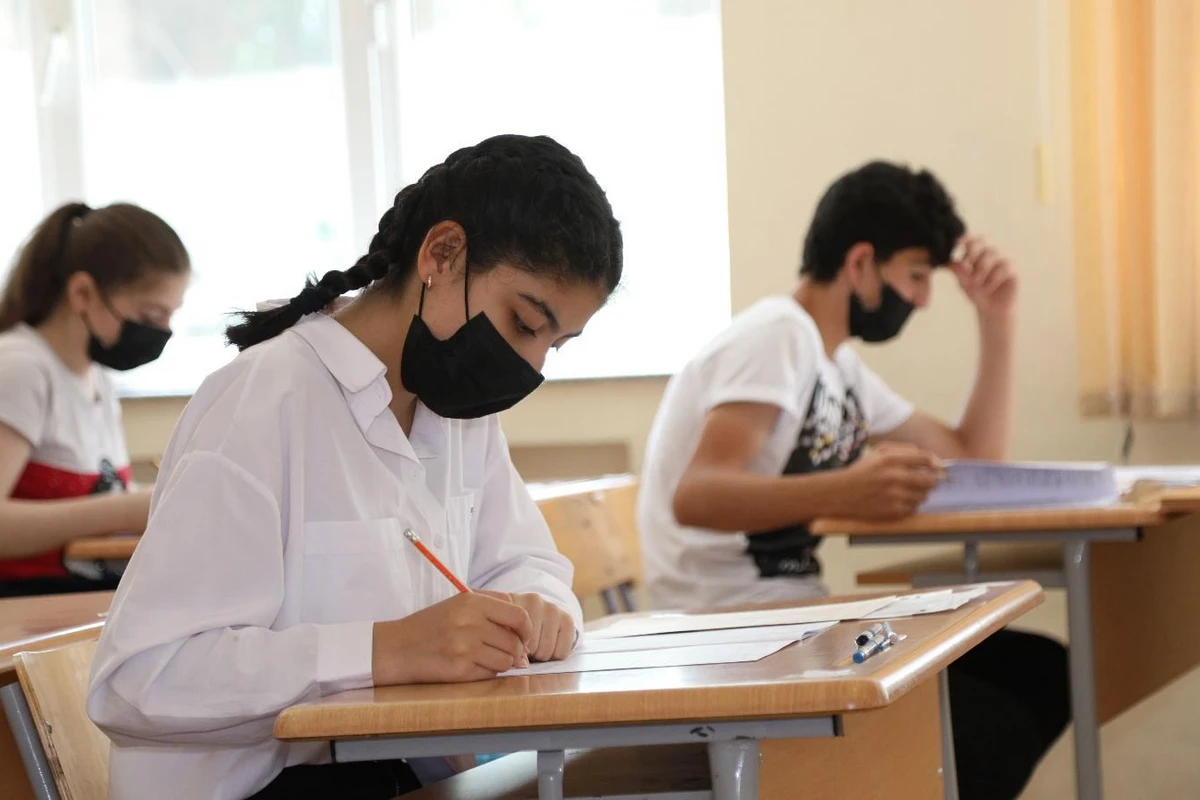 Bu gün 16 mindən çox abituriyent imtahan verəcək