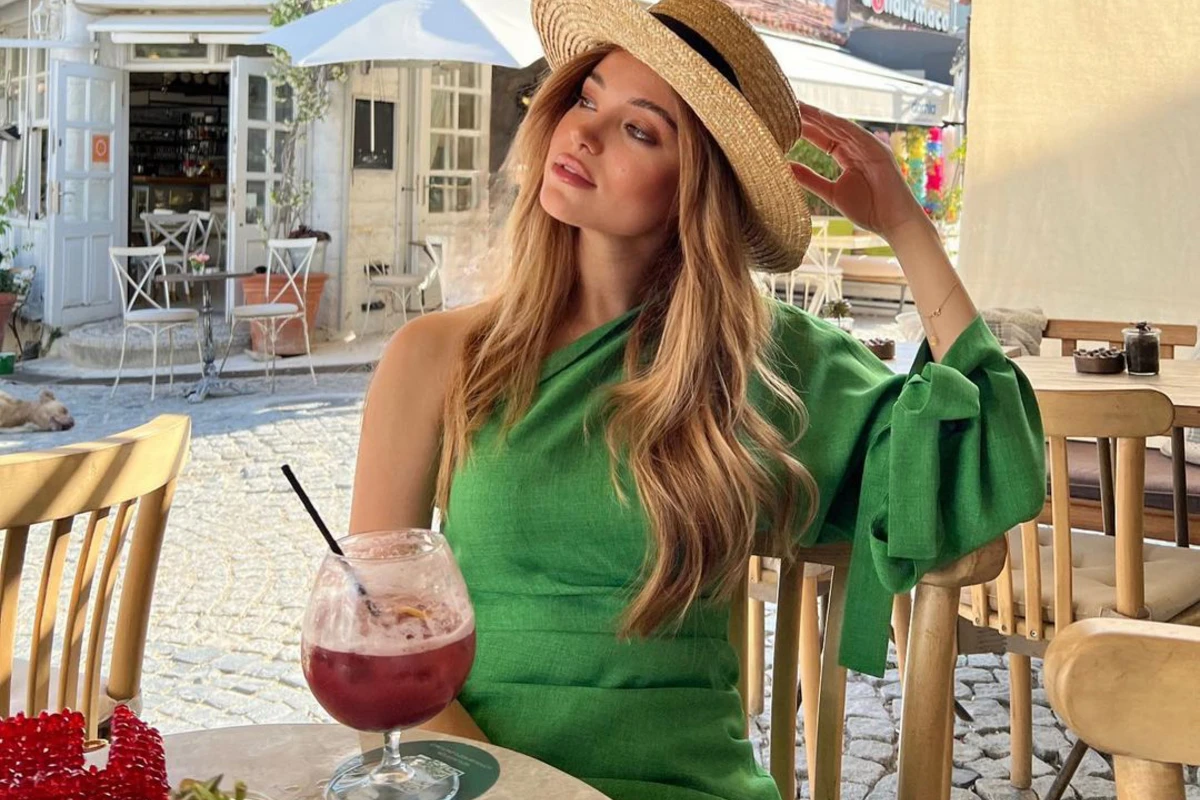 Mələkxanım Eyyubovanın qızının Türkiyə istirahətindən GÖRÜNTÜLƏR - FOTO
