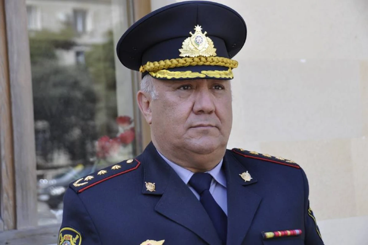 Vaqif Əsədov: “Şəhər mərkəzinə şəxsi nəqliyyat vasitələri ilə getməməyi xahiş edirik”