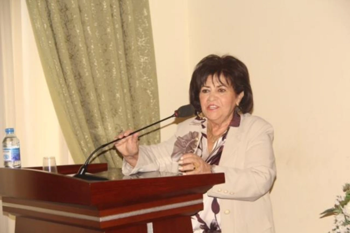 Zemfira Səfərova “Şöhrət” ordeni ilə təltif edildi