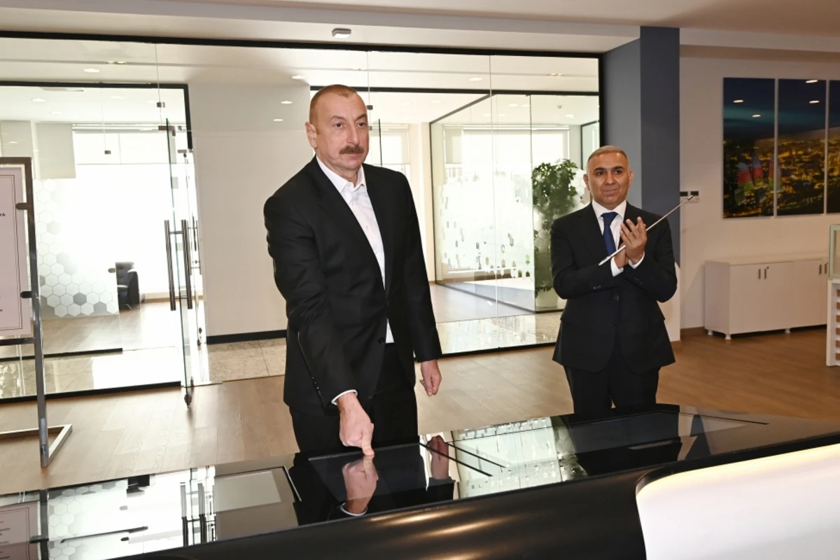 Prezident yeni elektrik yarımstansiyasının və Rəqəmsal Şəbəkələrin Baş İdarəetmə Mərkəzinin açılışında - FOTO