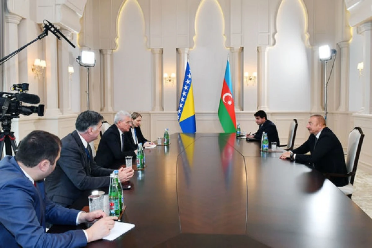 Президент Азербайджана встретился с Шефиком Джаферовичем