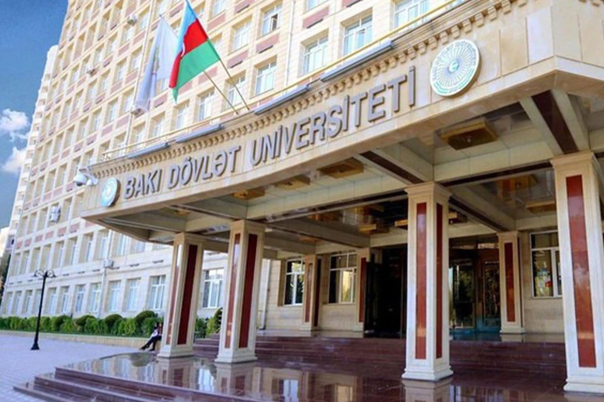 Bakı Dövlət Universitetinin müəllimi hər tələbədən üç-beş min manat tələb edir - İDDİA + AUDİO